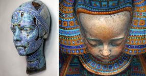 Symbole und bunte Motive beschriften Tomàs Barcelós fragmentierte Steampunk-Skulpturen – kolossal